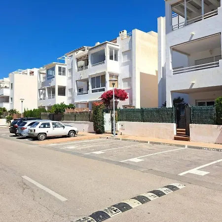 Estupendo Bajo En Urbanizacion Aldea De Puerto Rey *