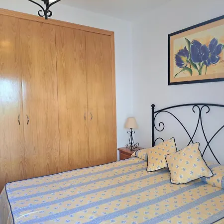 Estupendo Bajo En Urbanizacion Aldea De Puerto Rey Apartment
